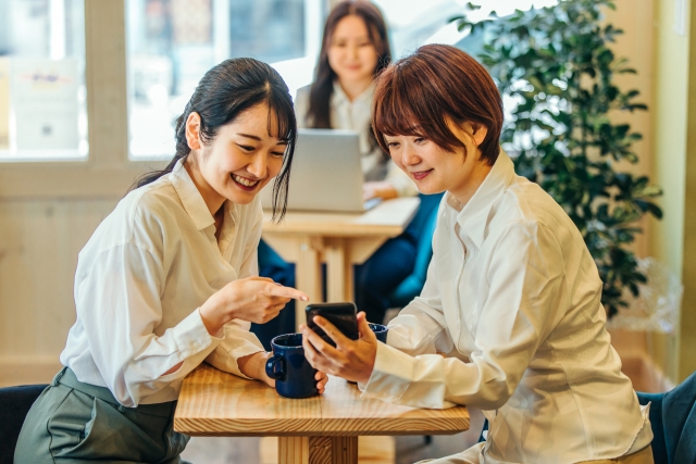 楽しそうな女性達